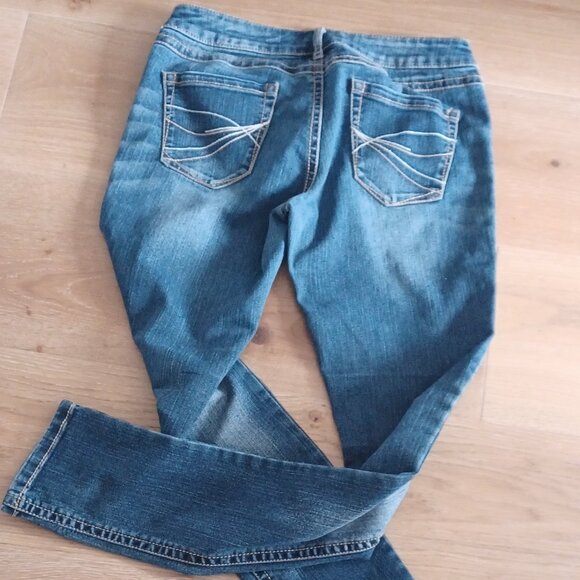 Bootlegger Jean's size 28 blue denim - Picture 4 of 6